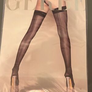 Black back seamed tights